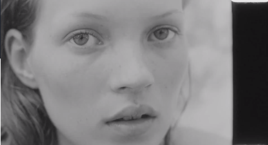 Zobaczcie nigdy niepublikowany klip z kampanii Calvina Kleina z młodziutką Kate Moss