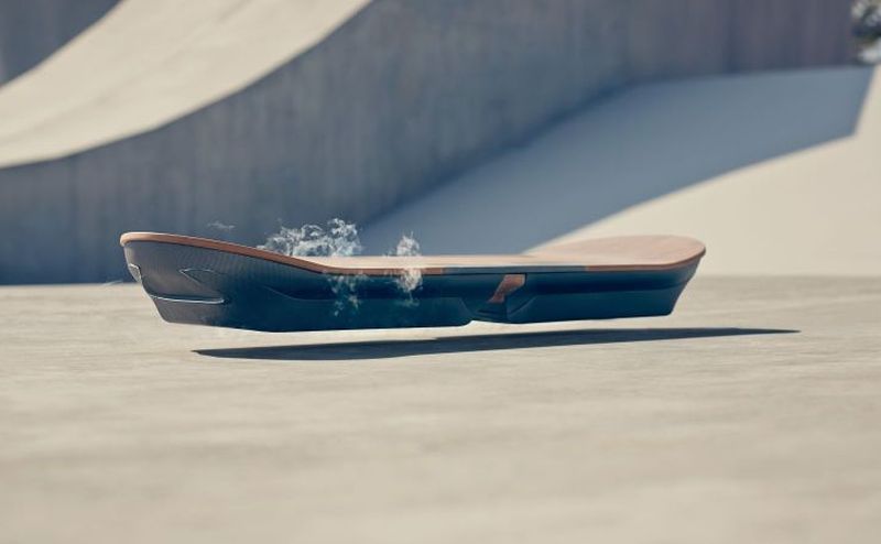 Hoverboard od Lexusa pozwoli ci naprawdę unosić się nad ziemią
