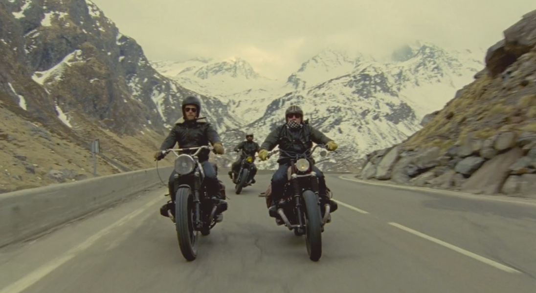 Ten krótki film, nakręcony na taśmie 16 mm sprawi, że zapragniecie wybrać się na motocyklowy road trip