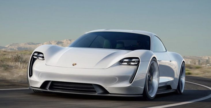 Elektryczne Porsche Mission E - wiemy kiedy trafi do sprzedaży i ile będzie kosztować<