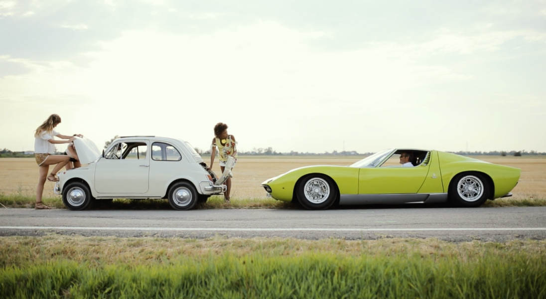 Zobaczcie stylową, wakacyjną opowieść z limonkowym Lamborghini w roli głównej