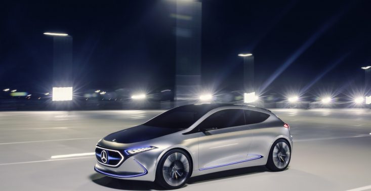 Mercedes pokazuje wyjątkowo stylowy, elektryczny koncept EQA<