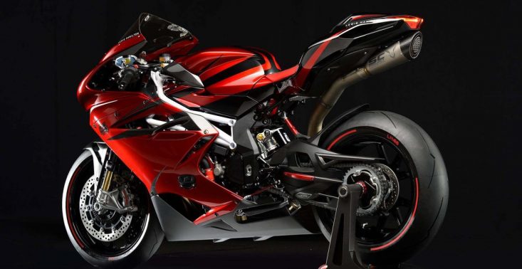 MV Augusta prezentuje limitowaną edycję motocyklu zaprojektowanego wspólnie z Lewisem Hamiltonem<