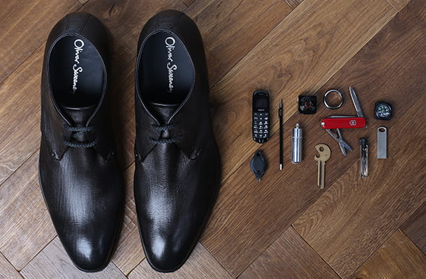 Będziecie zaskoczeni, jak wiele można ukryć w sekretnych butach Oliver Sweeney