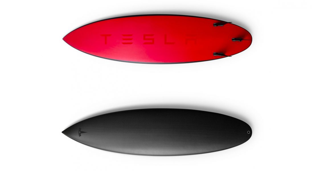 Elon Musk wypuszcza deskę surfingową za 1,5 tysiąca dolarów