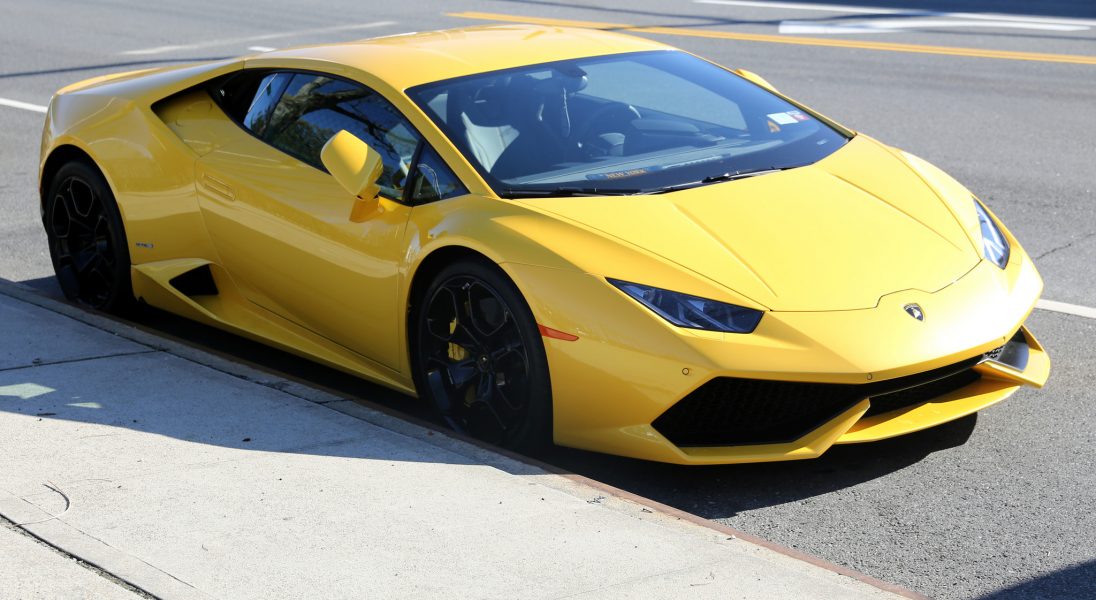 Najwyższy mandat w historii? Kierowca Lamborghini będzie musiał zapłacić 170 tys. zł