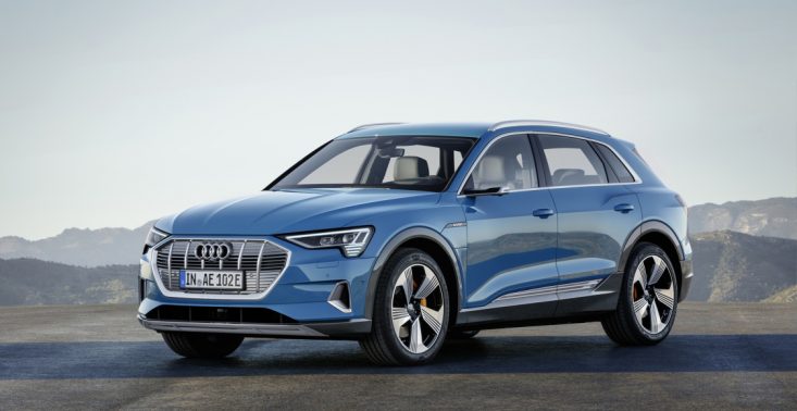 Audi zaprezentowało swojego w pełni elektrycznego SUV-a z serii e-tron<