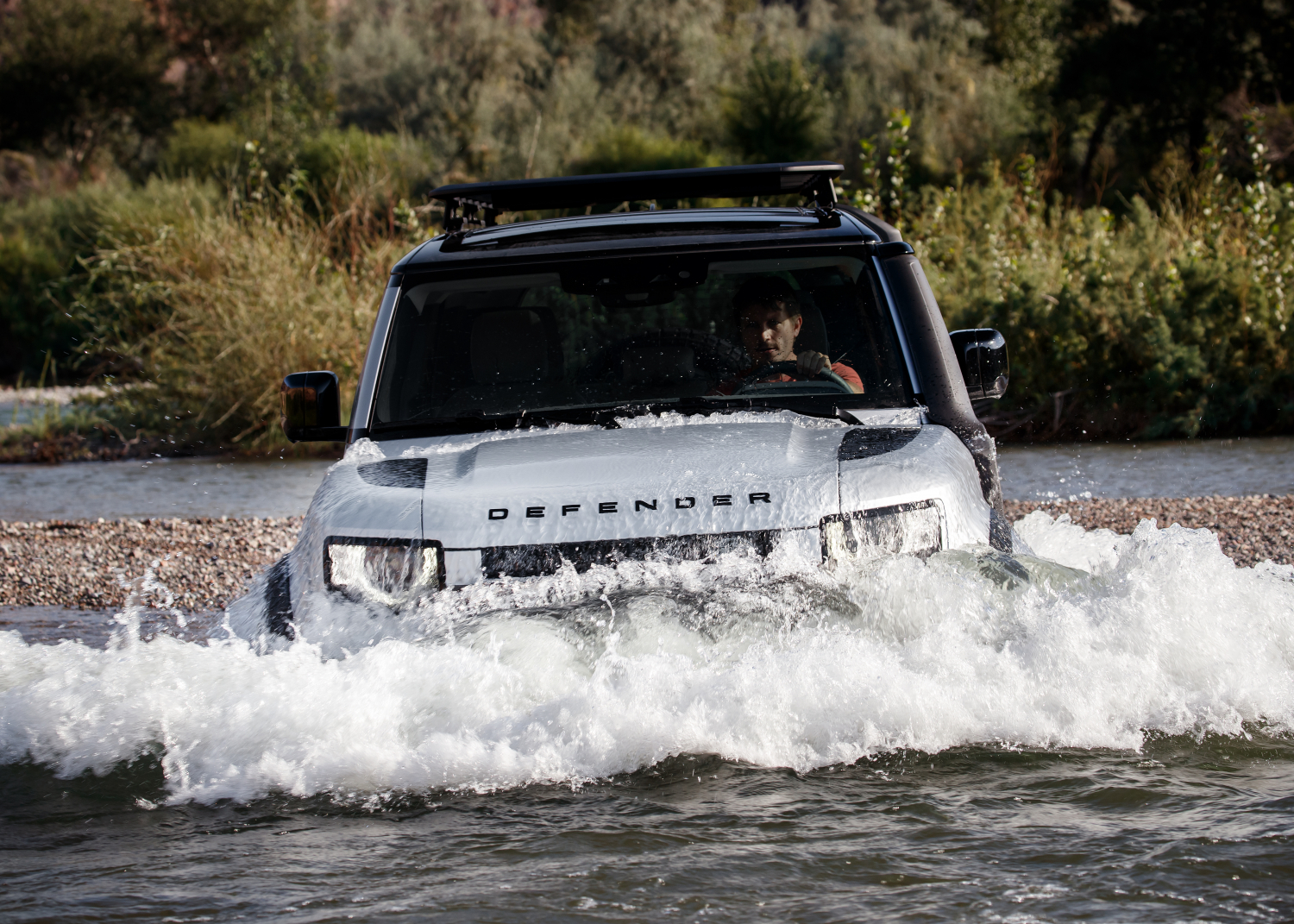 Oto nowy Land Rover Defender, czyli połączenie SUV’a i