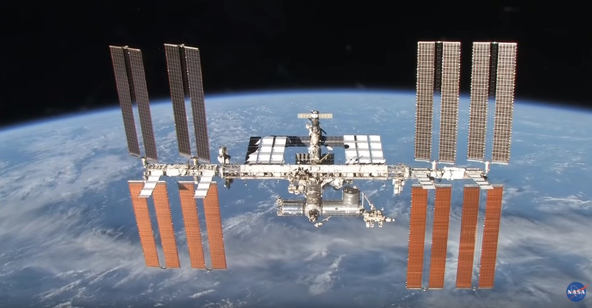 NASA zachęca do zostawania w domu podczas pandemii i udostępnia wirtualne spacery w kosmosie<