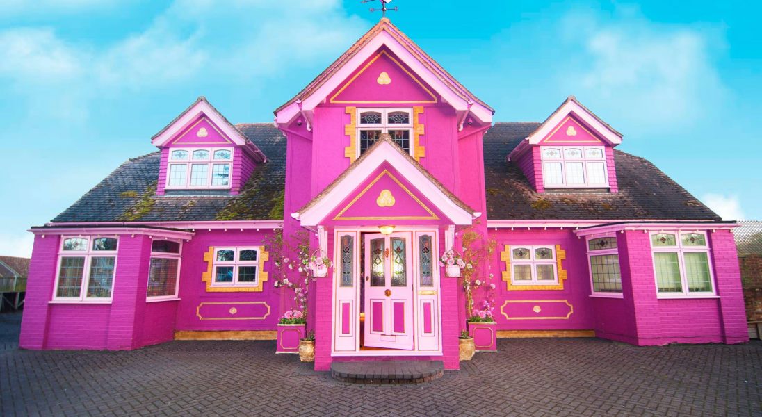 Eaton House Studio to luksusowy domek Barbie, który możesz wynająć – choć cena powala