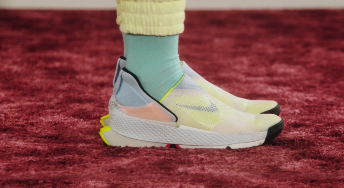 Nike zaprezentował nowy model butów, które można założyć bez użycia rąk
