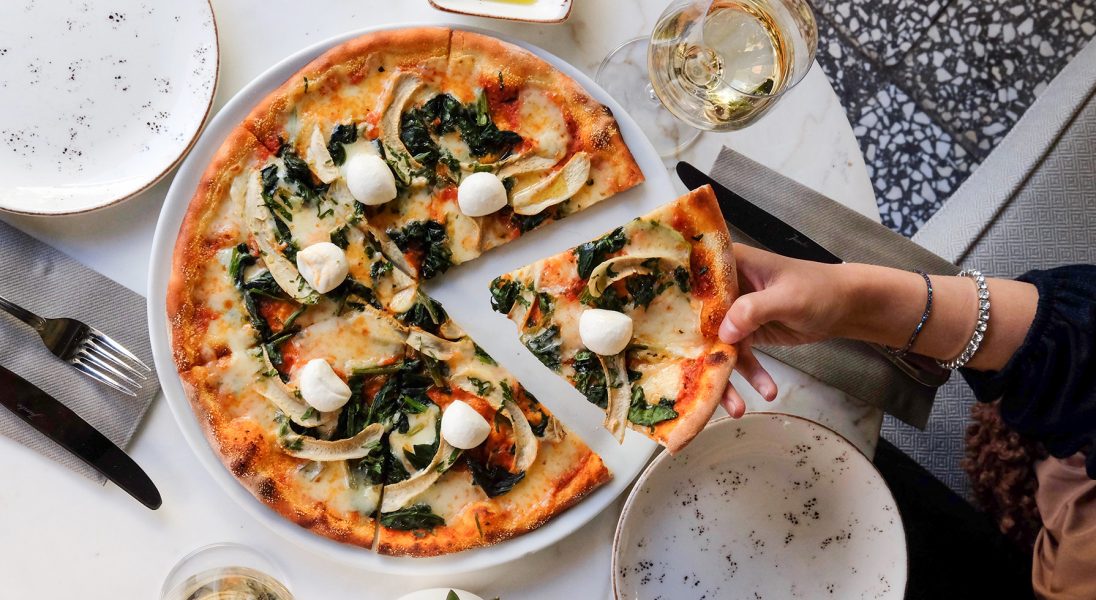 Światowy Dzień Pizzy! W tych restauracjach zamówisz najlepszą pizzę w ramach Delivery Week