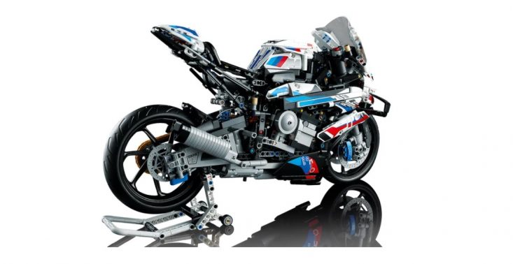 Motocykl BMW M 1000 RR w wersji LEGO<